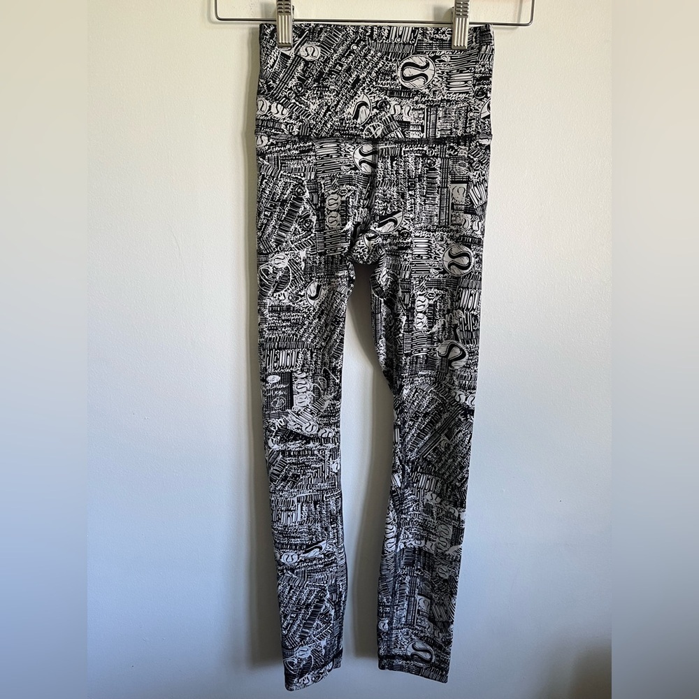 Lululemon Wunder Train High-Rise Tight 25" Tear It Up Alpine White Black US 2